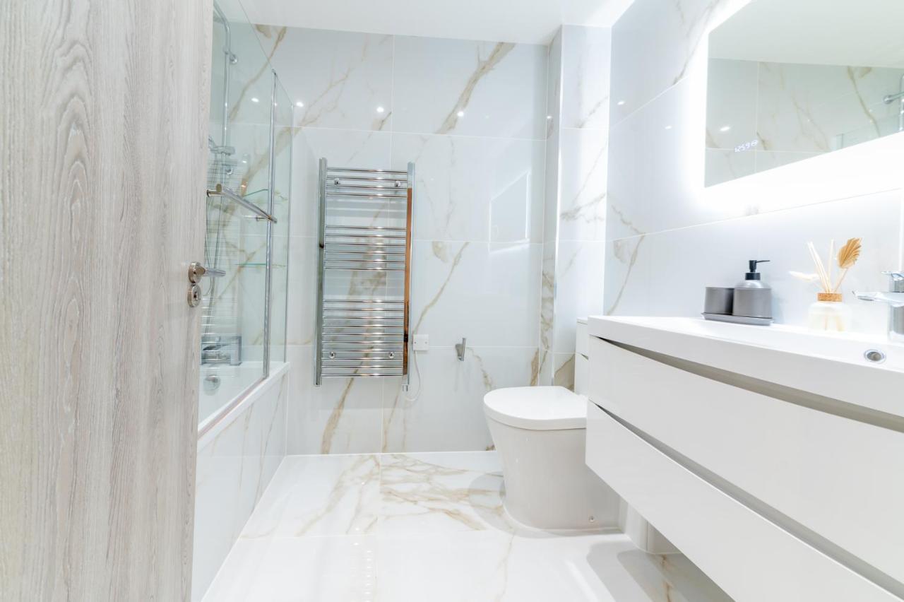 Luxury 2 Bedrooms - 2 Bathrooms - F5 London Exterior photo
